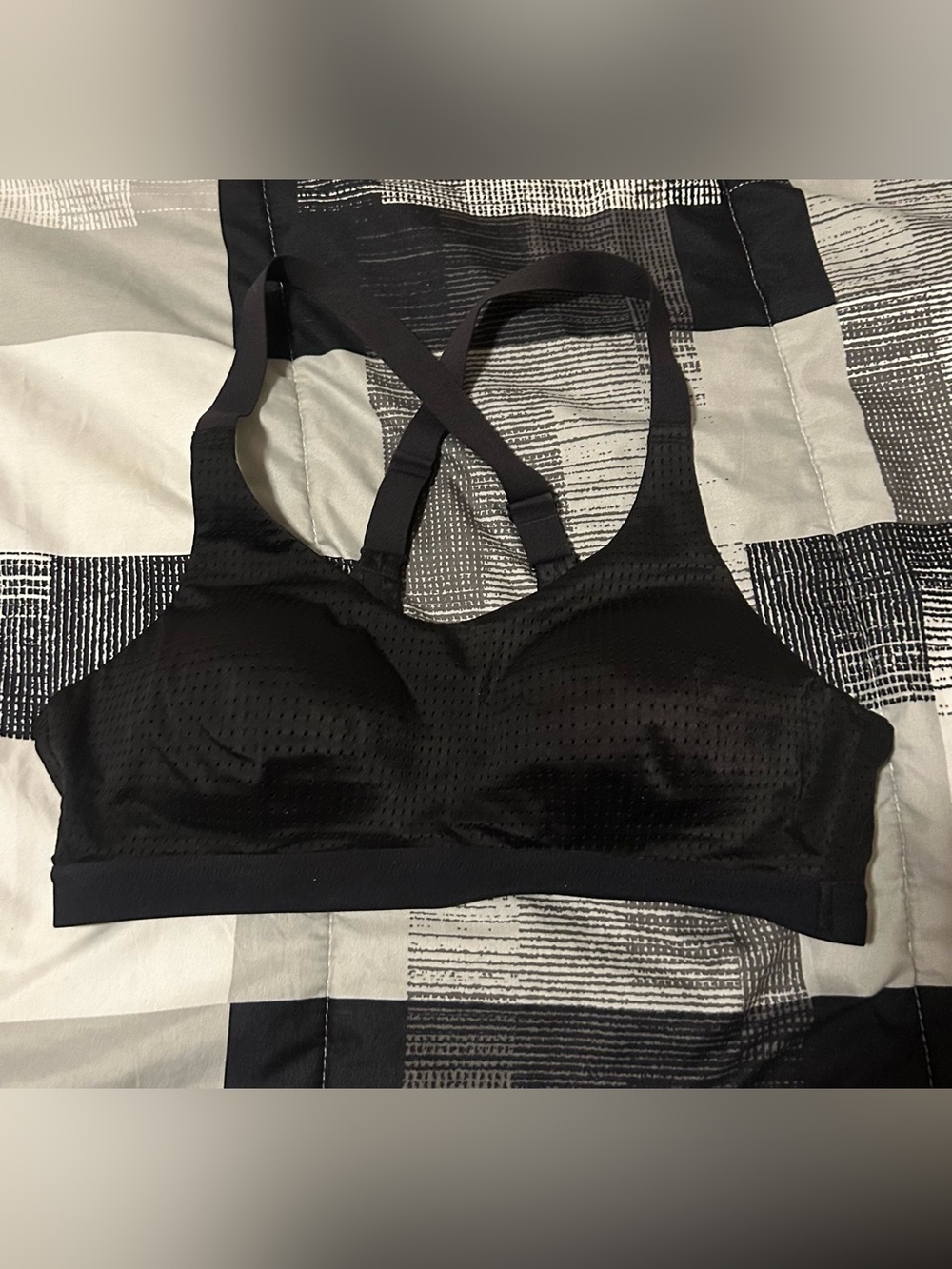Black Wireless Sports Bralette ❤️